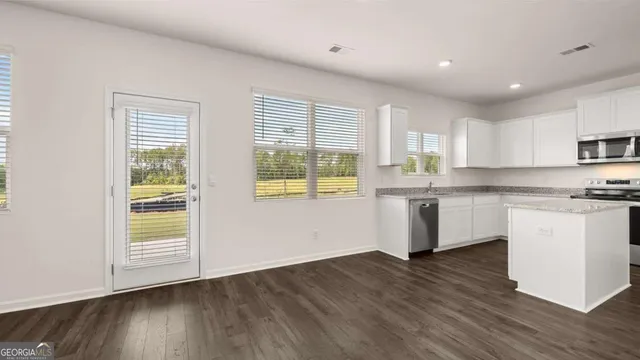 $383,800 | 122 Aster Avenue, Unit 82, Locust Grove, GA 30248