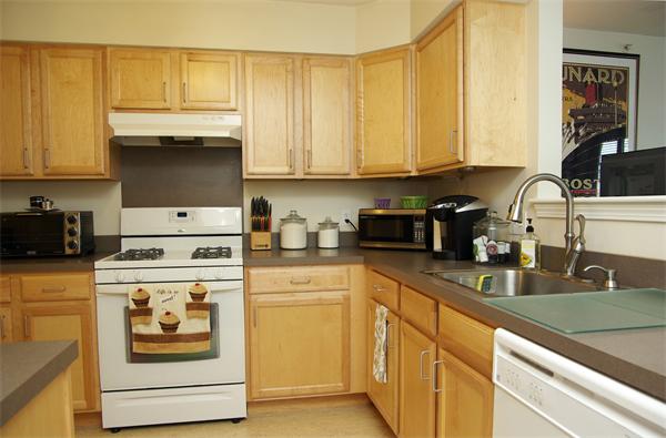 429 Border Street, Unit 4 Boston, MA 02128 - Photo 8 of 12
