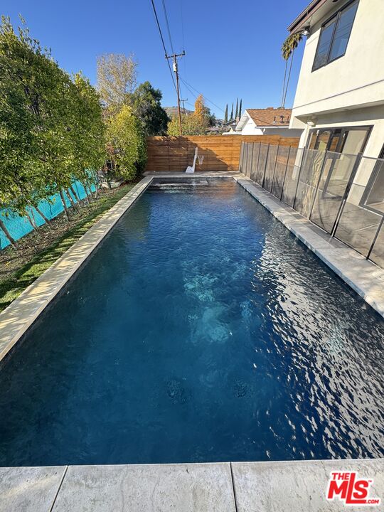 5515 Ruthwood Drive Calabasas, CA 91302 - Photo 14 of 48 a view of a terrace