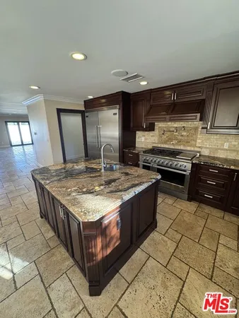 $9,500 | 5515 Ruthwood Drive, Calabasas, CA 91302