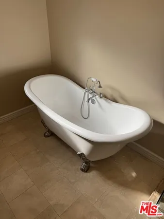 $9,500 | 5515 Ruthwood Drive, Calabasas, CA 91302