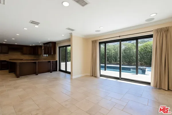 $9,500 | 5515 Ruthwood Drive, Calabasas, CA 91302