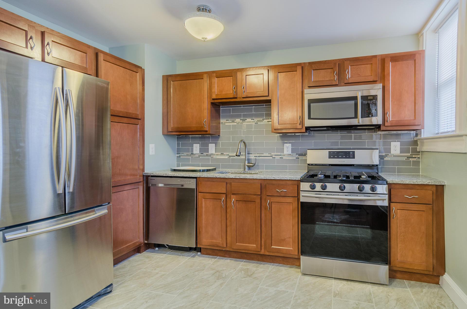 109 South Tremont Road Baltimore, MD 21229 - Photo 8 of 30 Kitchen