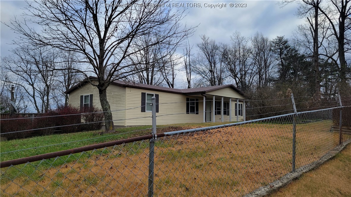 1038 Watts Chapel Road Kenna, WV 25248 - Photo 1 of 24 Gallery Image 1