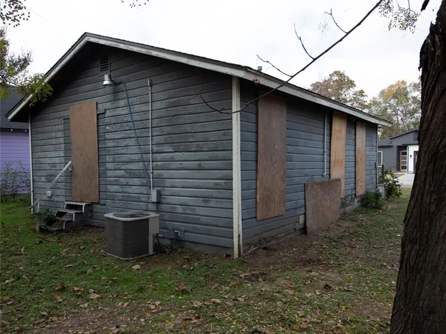 $79,500 | 3818 Penelope Street, Dallas, TX 75210