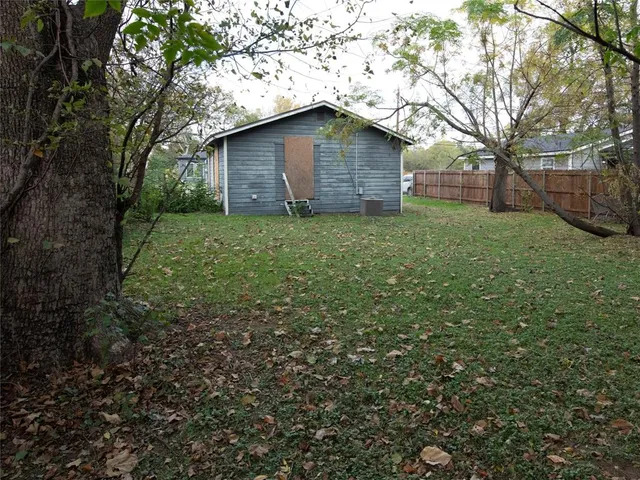 $79,500 | 3818 Penelope Street, Dallas, TX 75210