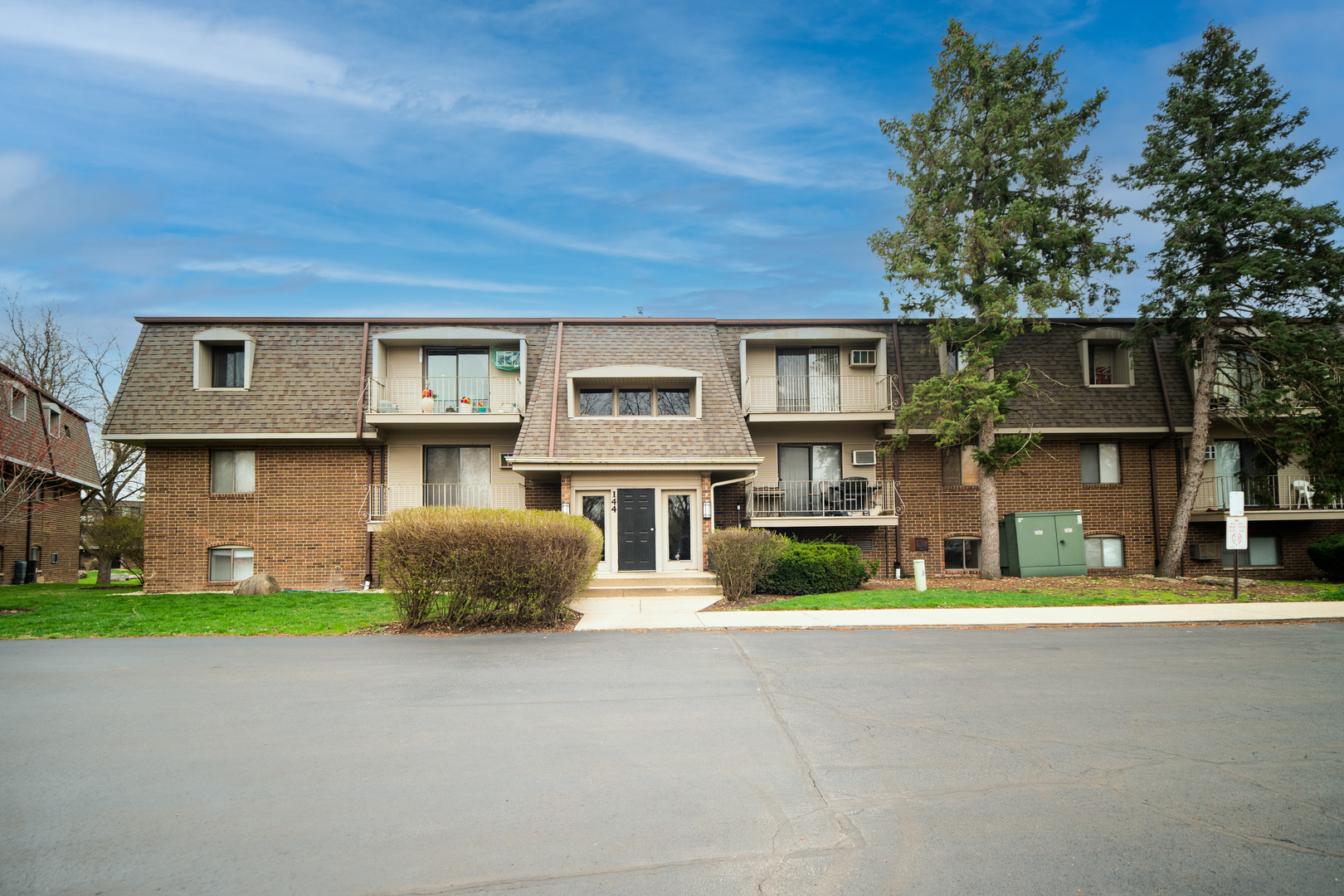 144 East Bailey Road, Unit G Naperville, IL 60565 - Photo 1 of 14