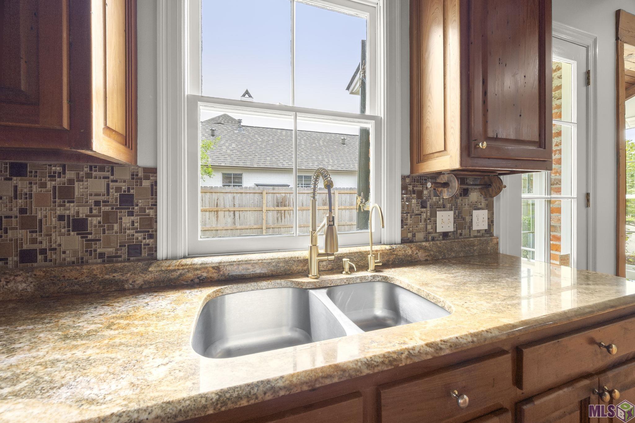 5515 North Pointer Court Baton Rouge, LA 70808 - Photo 6 of 47
