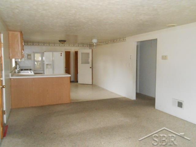 1612 South Huron Road Kawkawlin, MI 48631 - Photo 3 of 18 31308851-2.JPG