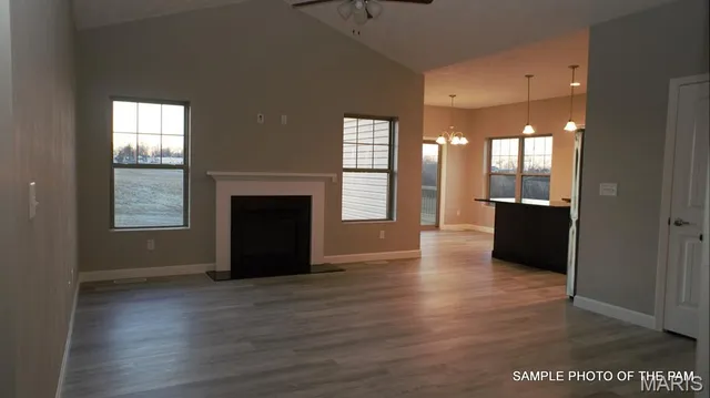 $375,005 | 477 Hayden Drive, Waterloo, IL 62298