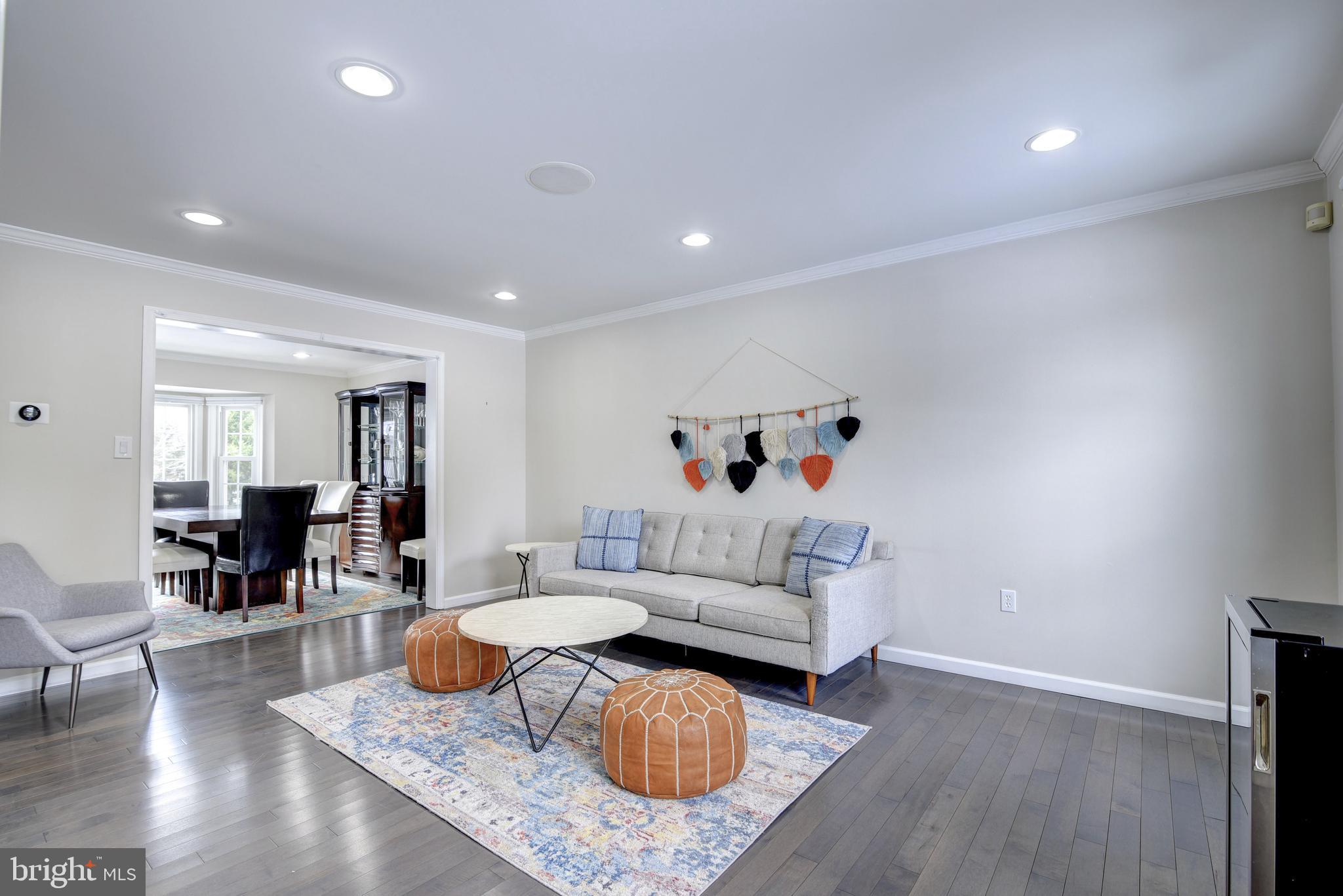 8911 Old Courthouse Road Vienna, VA 22182 - Photo 17 of 62