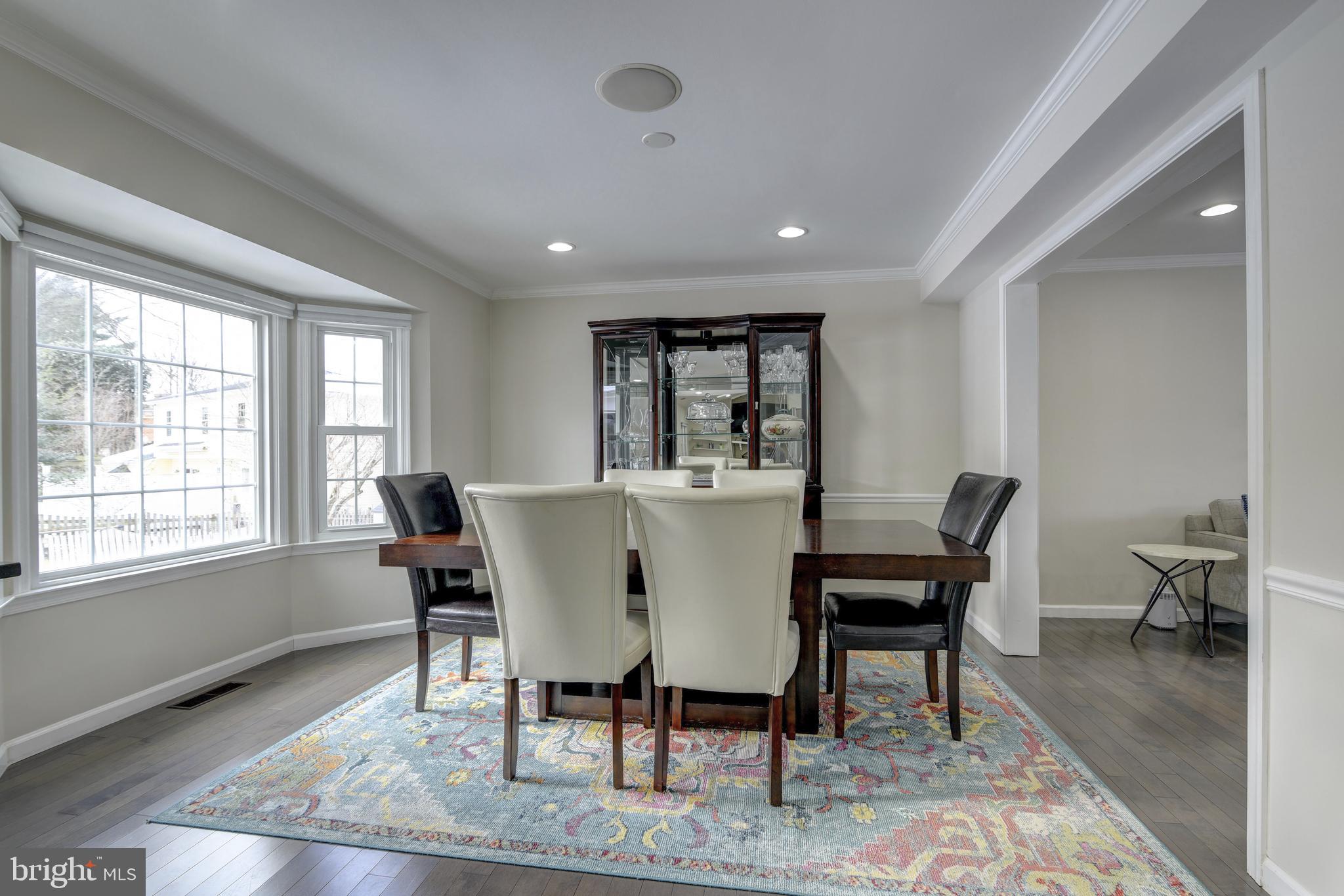 8911 Old Courthouse Road Vienna, VA 22182 - Photo 20 of 62