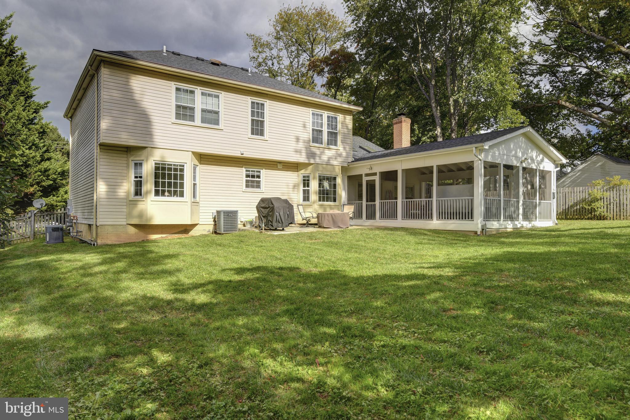 8911 Old Courthouse Road Vienna, VA 22182 - Photo 51 of 62