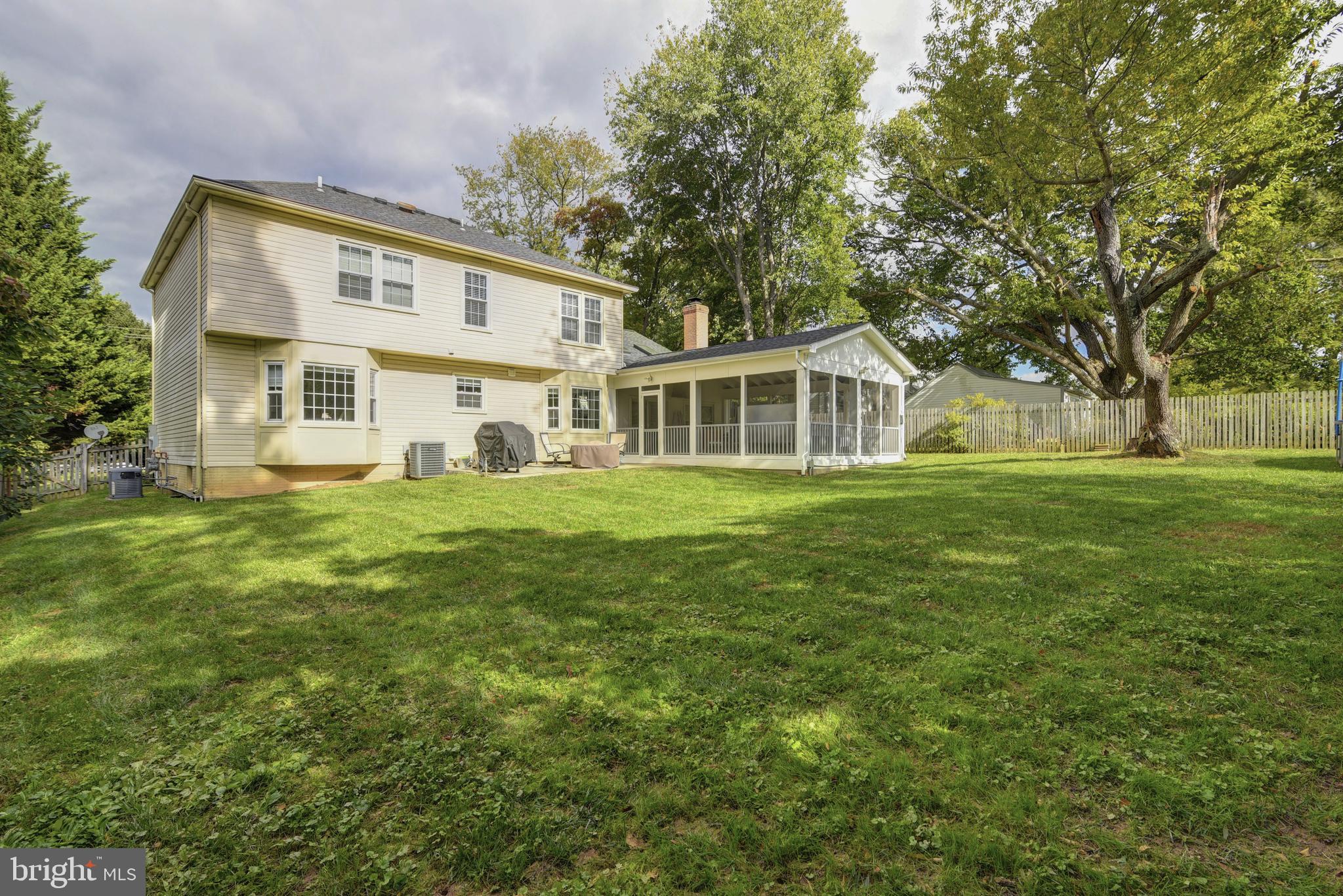 8911 Old Courthouse Road Vienna, VA 22182 - Photo 53 of 62