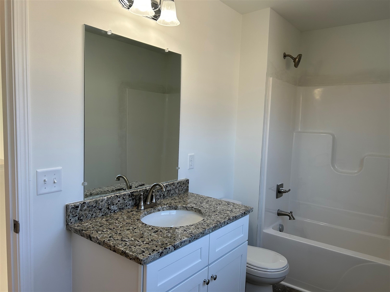 526 West Ganson Street Jackson, MI 49201 - Photo 13 of 16