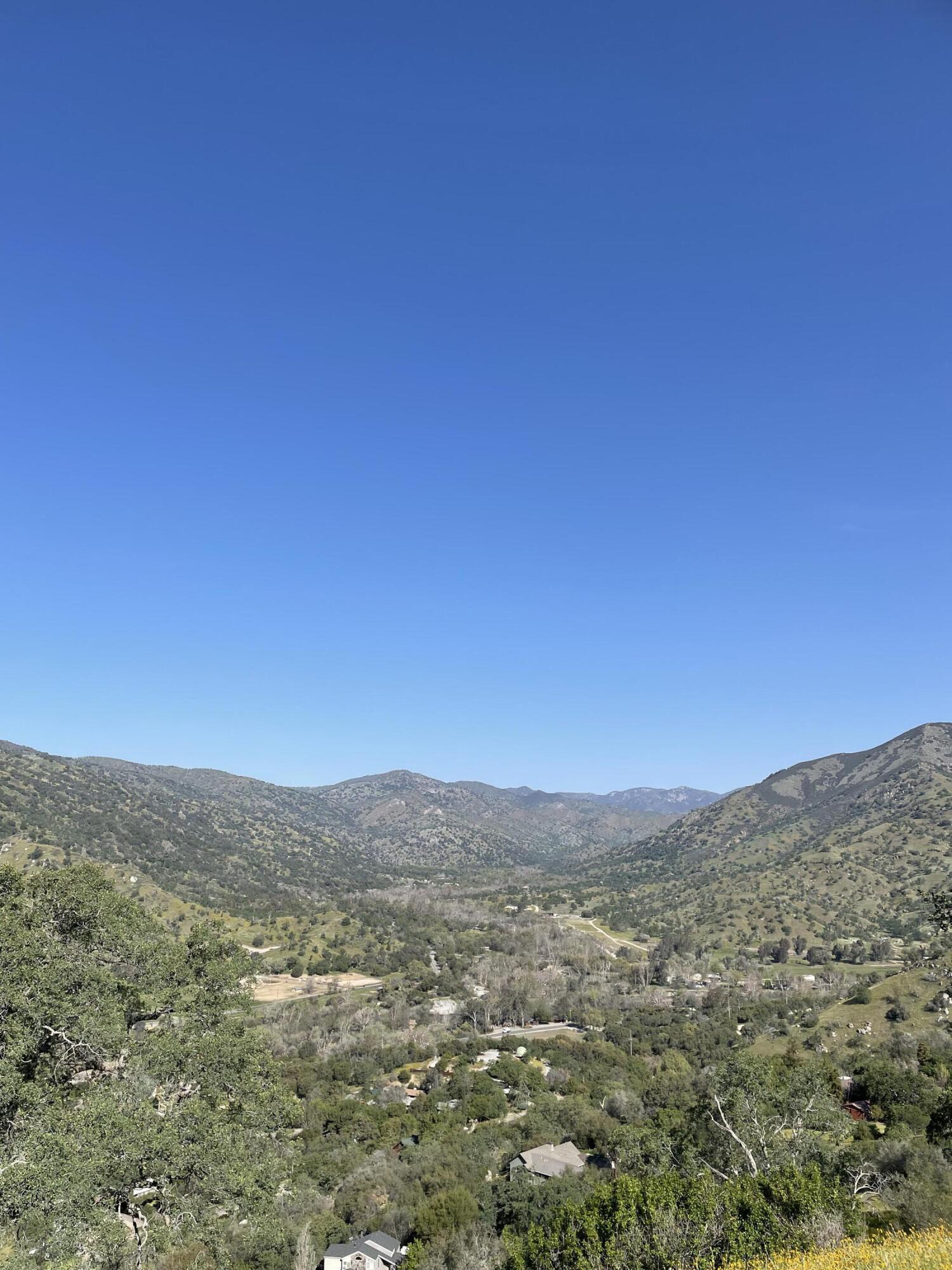 Three East Mynatt Drive Three Rivers, CA 93271 - Photo 2 of 4 3513A1E7-B716-48B6-94A3-DAB370188E8F
