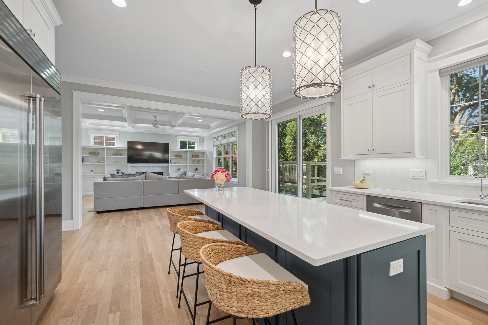 928 Hunter Road Glenview, IL 60025 - Photo 14 of 40 a large kitchen with kitchen island a large island in it