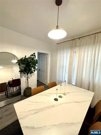 $2,500 | 48 Maple Avenue, Unit 2, Montclair, NJ 07042