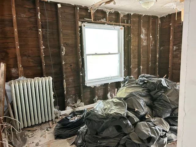 $279,900 | 837 South Humphrey Avenue, Oak Park, IL 60304