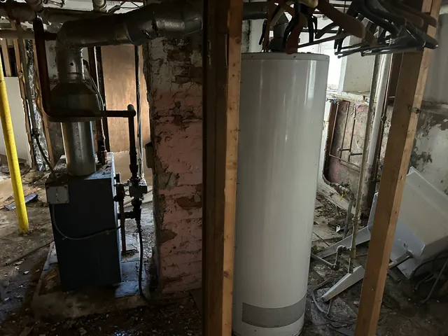 $279,900 | 837 South Humphrey Avenue, Oak Park, IL 60304