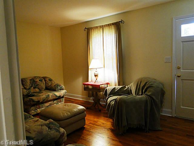 209 Hampton Drive High Point, NC 27265 - Photo 3 of 14 Living Room. Another view of living room.