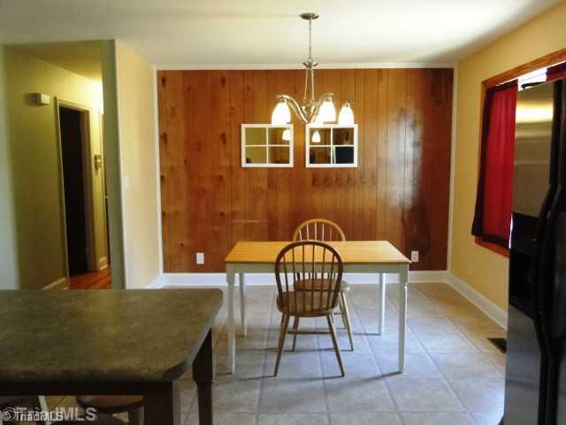 209 Hampton Drive High Point, NC 27265 - Photo 6 of 14 Dining Room. Another view of dining area. Bay window on right.