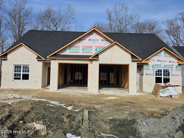 $304,900 | 2008 Dartford Drive, Unit A, Greenville, NC 27834