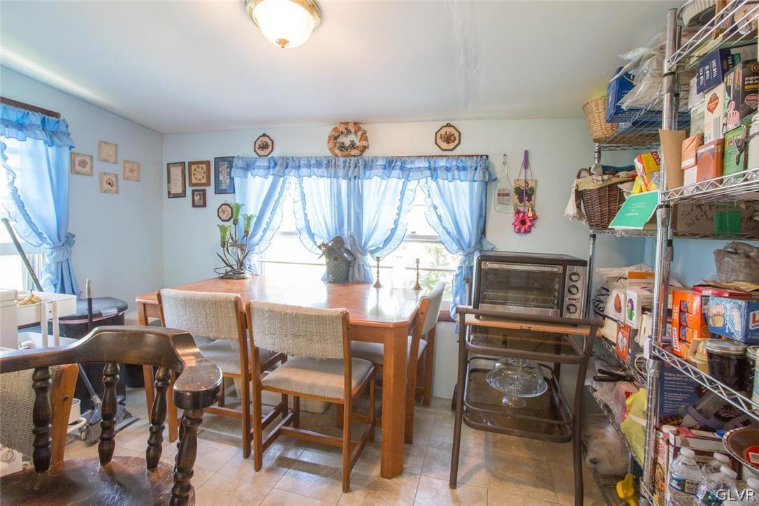 423 East Moorestown Road Wind Gap, PA 18091 - Photo 5 of 20 Gallery Image 5