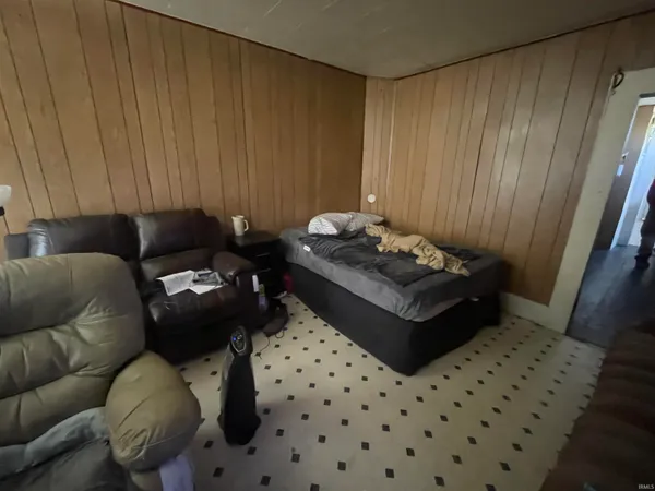 $18,500 | 1112-1114 Read Street, Evansville, IN 47710