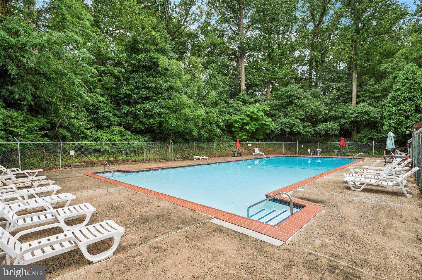 400 Glendale Road, Unit G33 Havertown, PA 19083 - Photo 21 of 26 a view of a tennis court