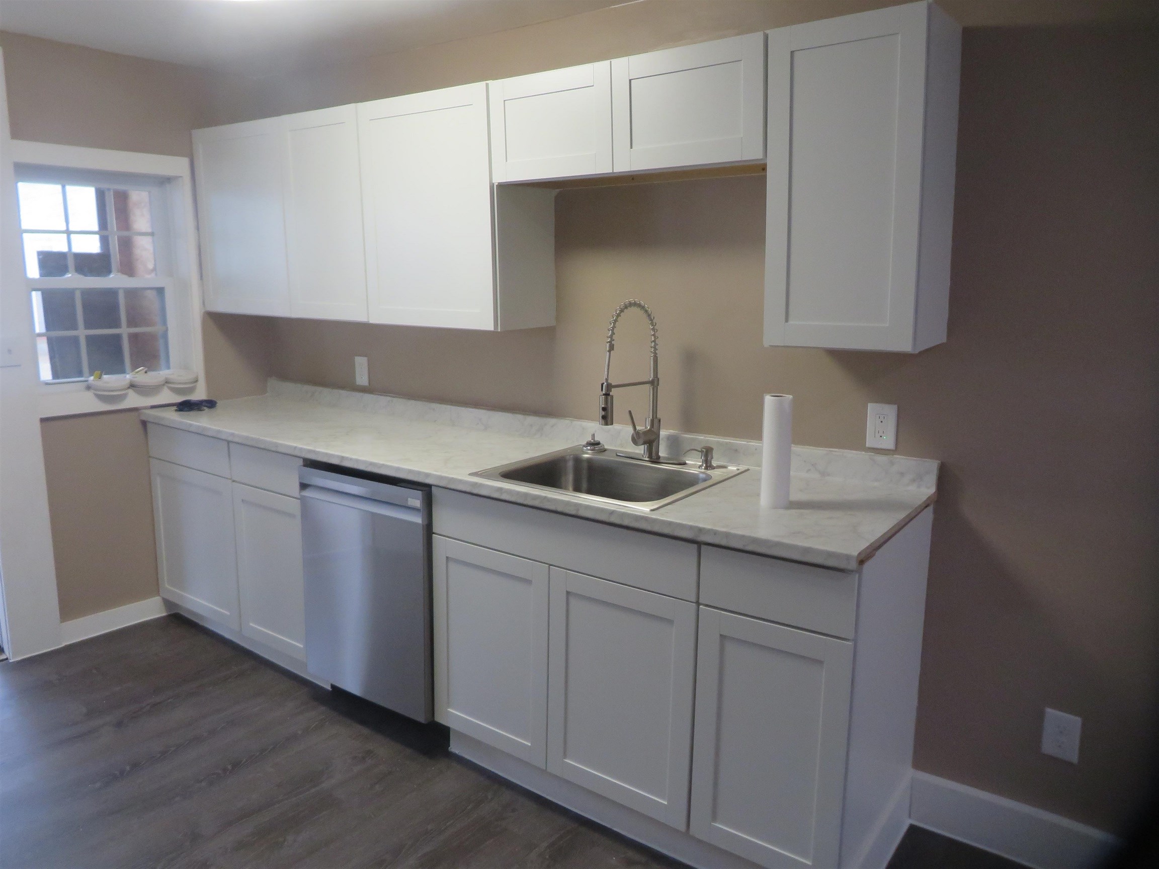 40 Congress Street, Unit C Rochester, NH 03867 - Photo 3 of 14