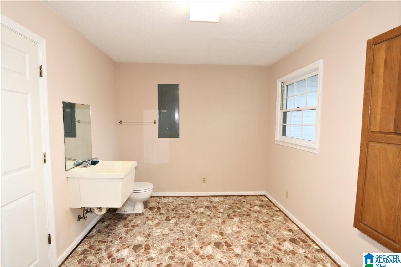 210 Black Snake Road Munford, AL 36268 - Photo 22 of 42 Gallery Image 22