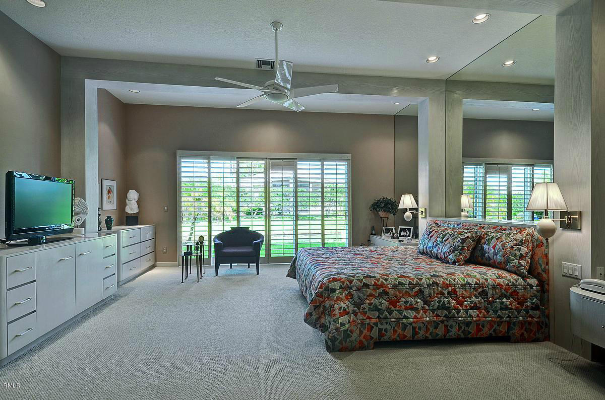 6995 Queenferry Circle Boca Raton, FL 33496 - Photo 13 of 23 masterbedroom1_1200