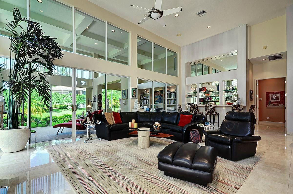 6995 Queenferry Circle Boca Raton, FL 33496 - Photo 4 of 23 familyroom1_1200