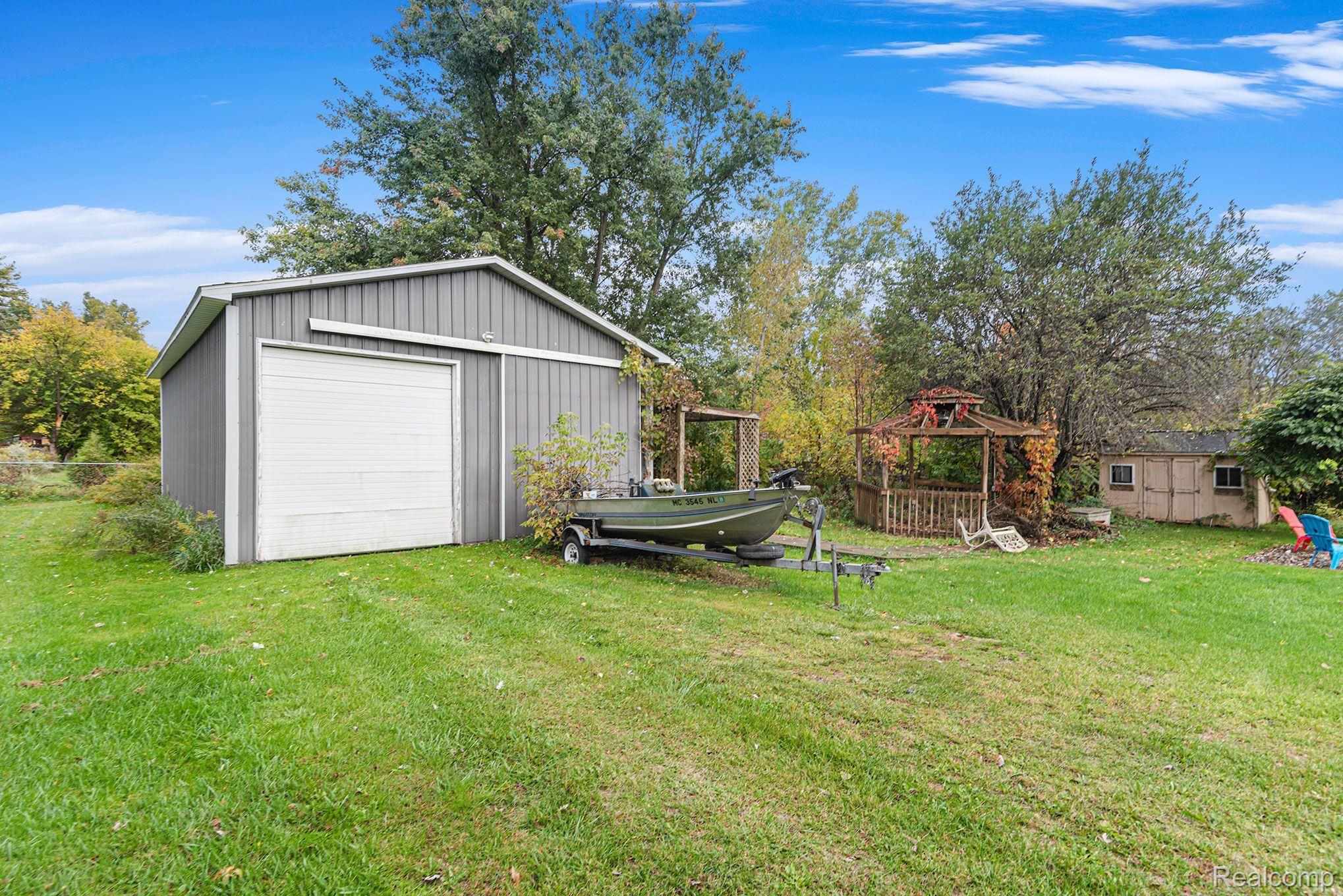 2484 East Lake Road Clio, MI 48420 - Photo 8 of 19 Gallery Image 8
