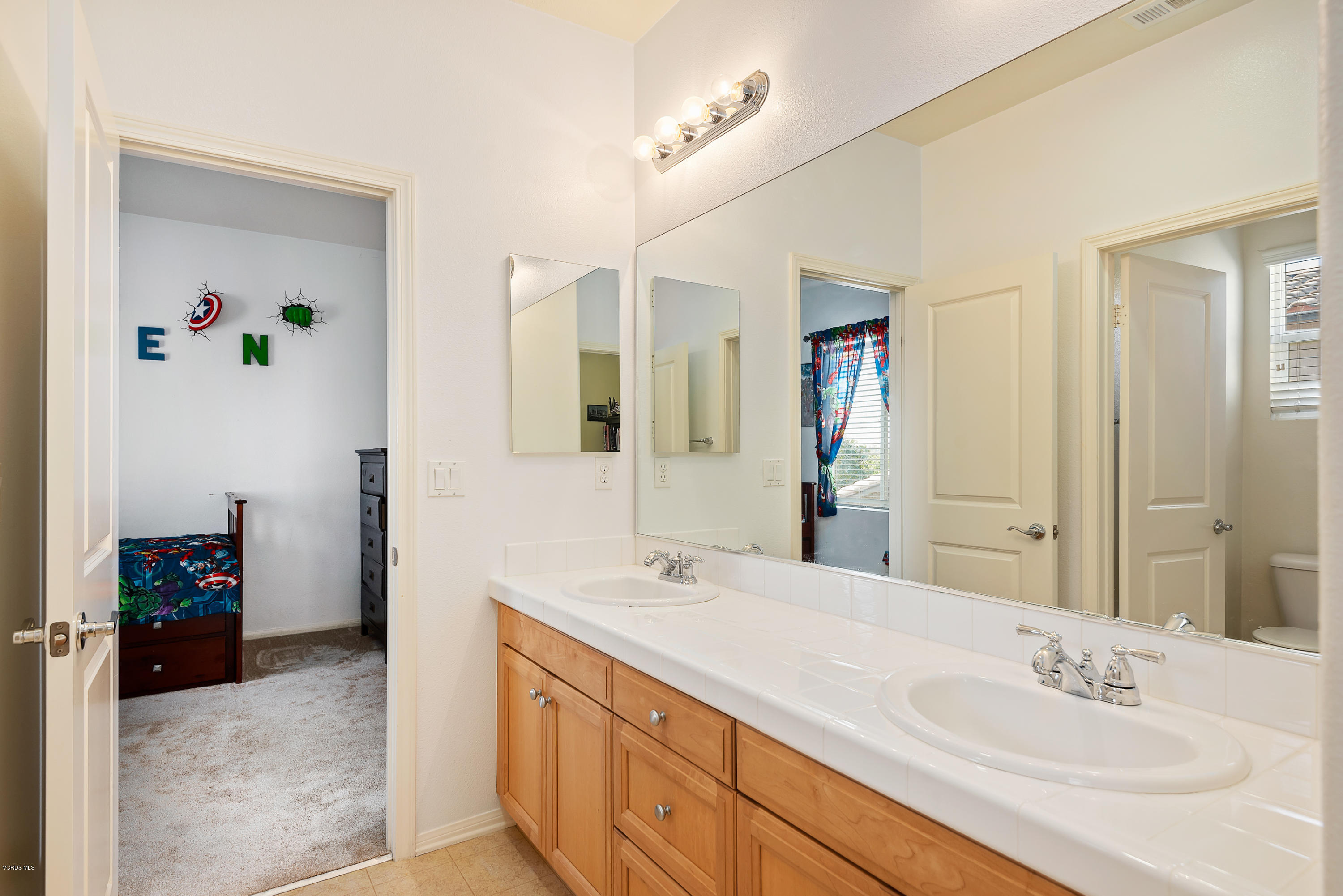 3160 Moss Landing Boulevard Oxnard, CA 93036 - Photo 19 of 31 22-Bathroom 4
