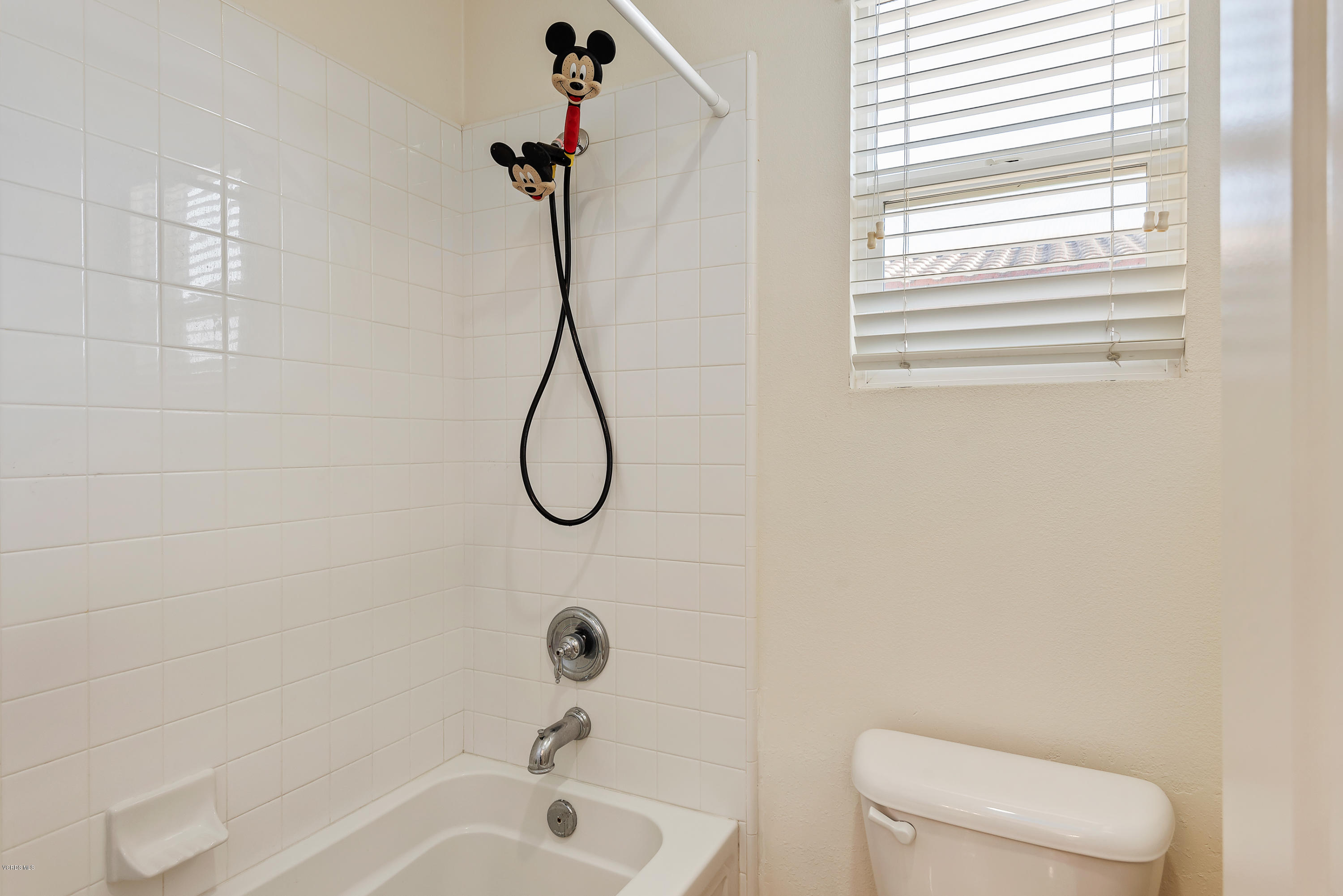 3160 Moss Landing Boulevard Oxnard, CA 93036 - Photo 21 of 31 23-Bedroom 4