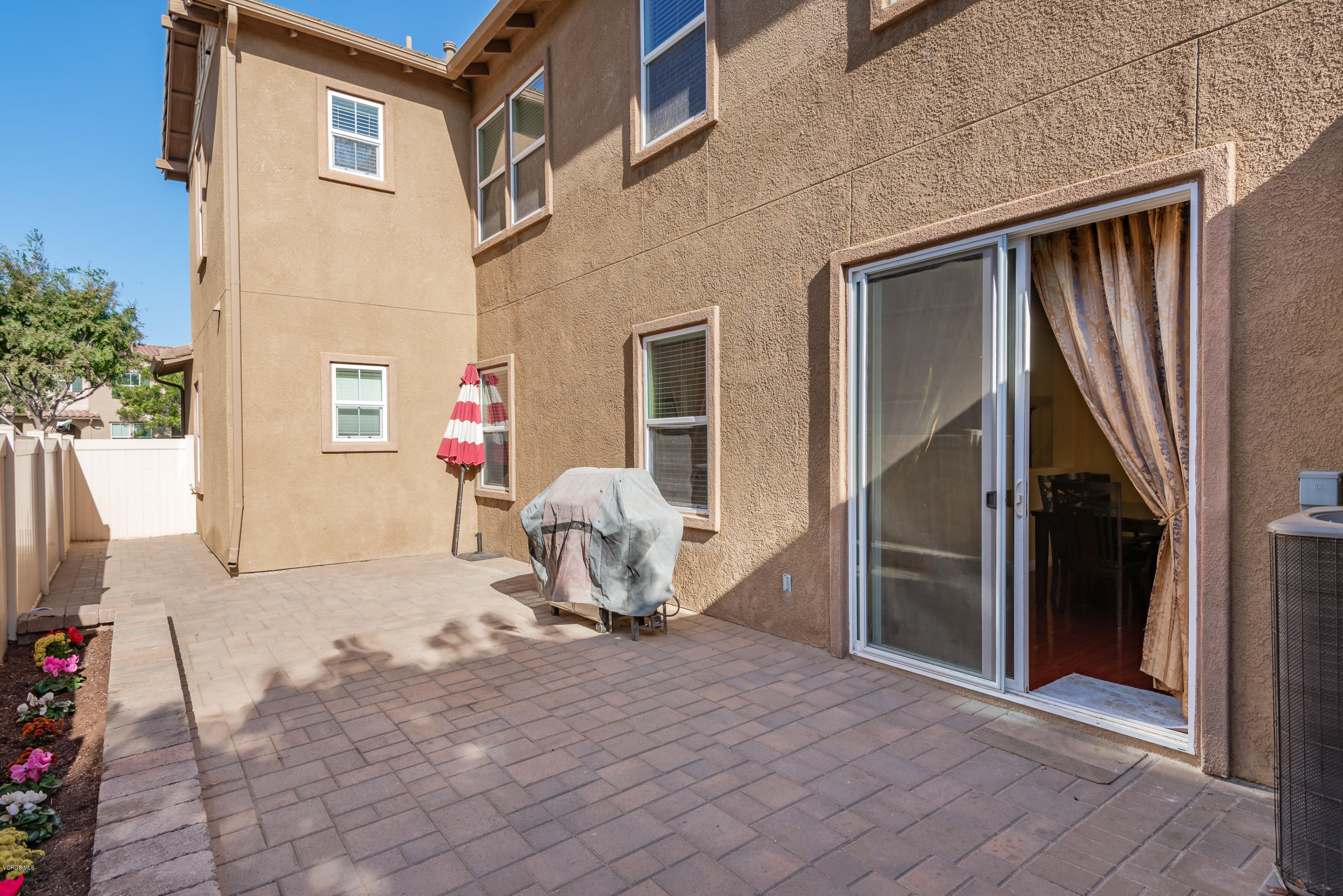 3160 Moss Landing Boulevard Oxnard, CA 93036 - Photo 25 of 31 10-Patio
