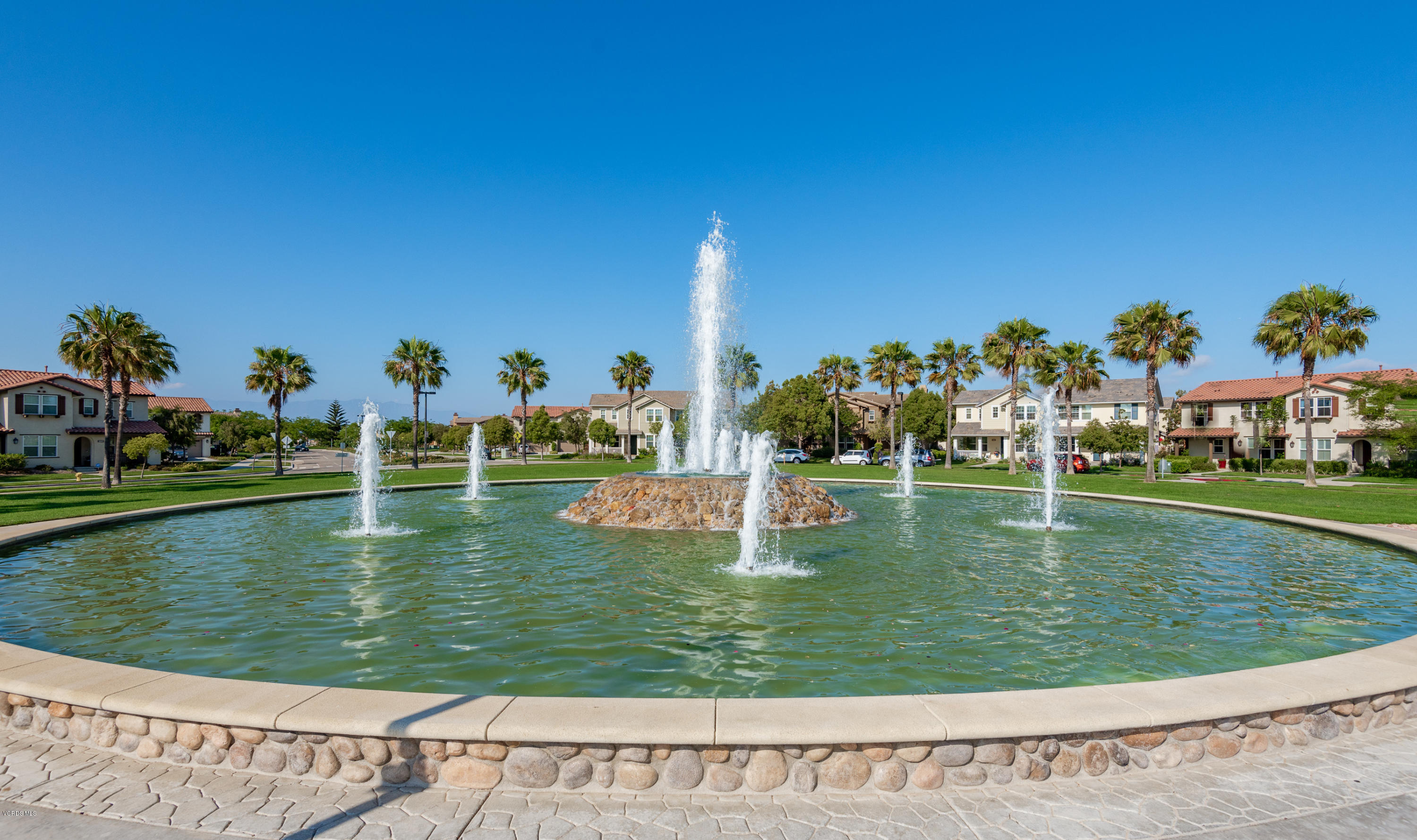 3160 Moss Landing Boulevard Oxnard, CA 93036 - Photo 27 of 31 26-Walk to Central Park