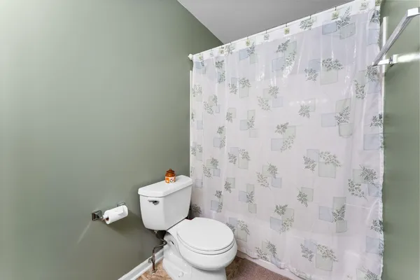 $465,000 | 7960 Hallie Court, Ypsilanti, MI 48198