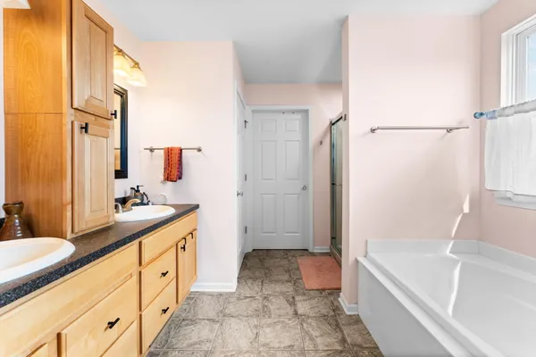 $465,000 | 7960 Hallie Court, Ypsilanti, MI 48198
