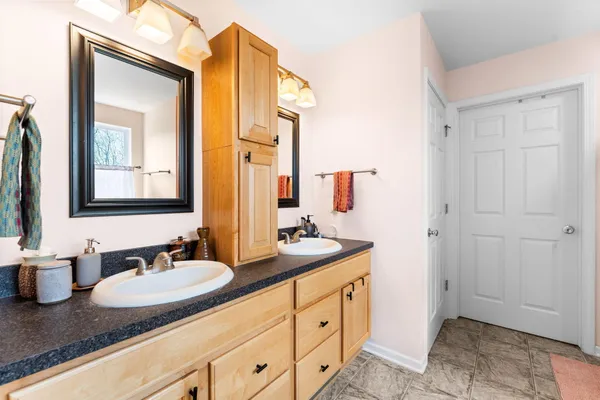 $465,000 | 7960 Hallie Court, Ypsilanti, MI 48198