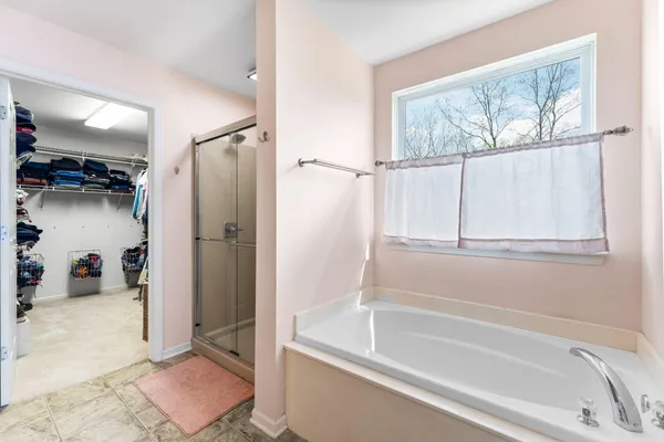 $465,000 | 7960 Hallie Court, Ypsilanti, MI 48198