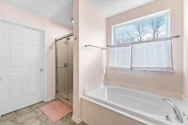 $465,000 | 7960 Hallie Court, Ypsilanti, MI 48198