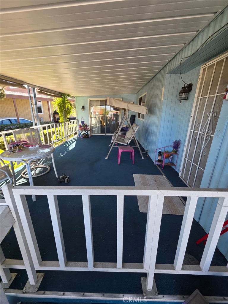 1560 Massachusetts Riverside, CA 92507 - Photo 14 of 26 a view of a living room with furniture