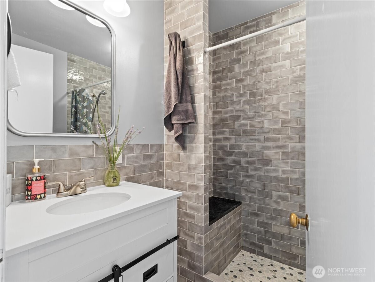 6901 Southeast Middle Way Vancouver, WA 98664 - Photo 19 of 32