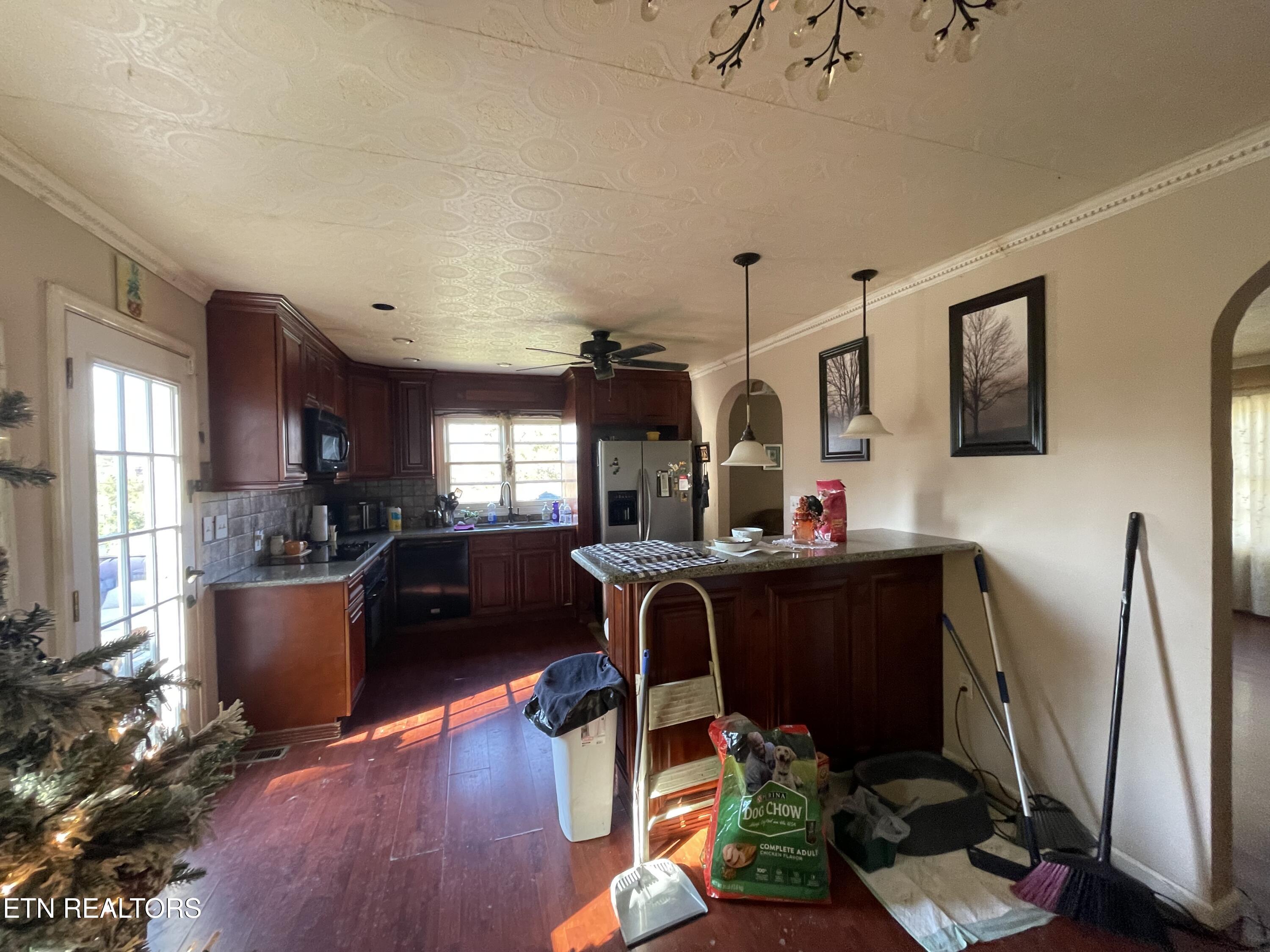 4705 Rochat Road Knoxville, TN 37918 - Photo 8 of 15 IMG_3247