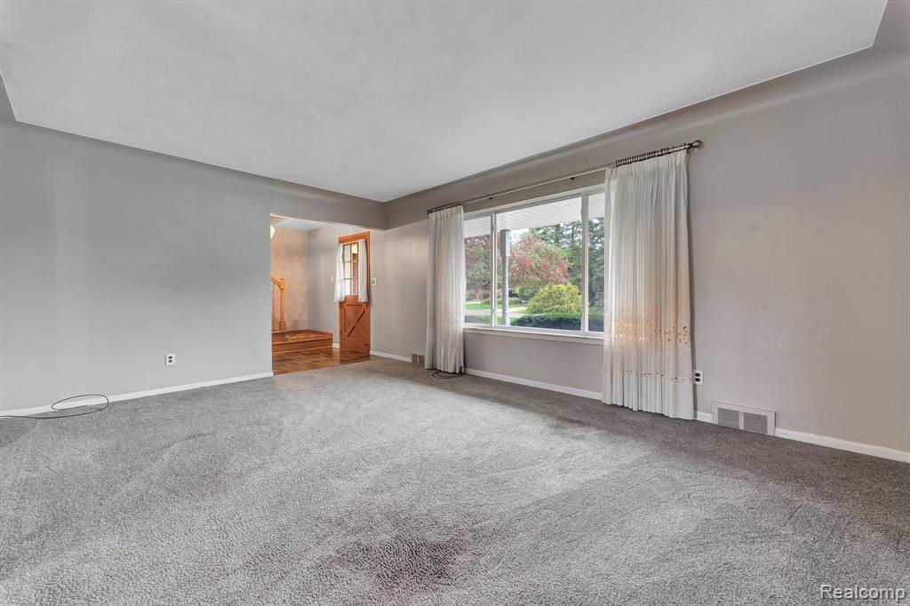 1011 Stellma Lane Rochester Hills, MI 48309 - Photo 20 of 58