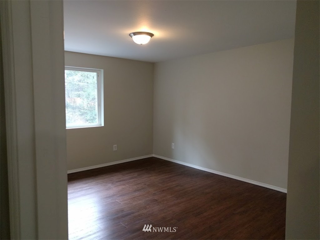 3578 Southwest Lake Helena Road Port Orchard, WA 98367 - Photo 19 of 25 Gallery Image 19