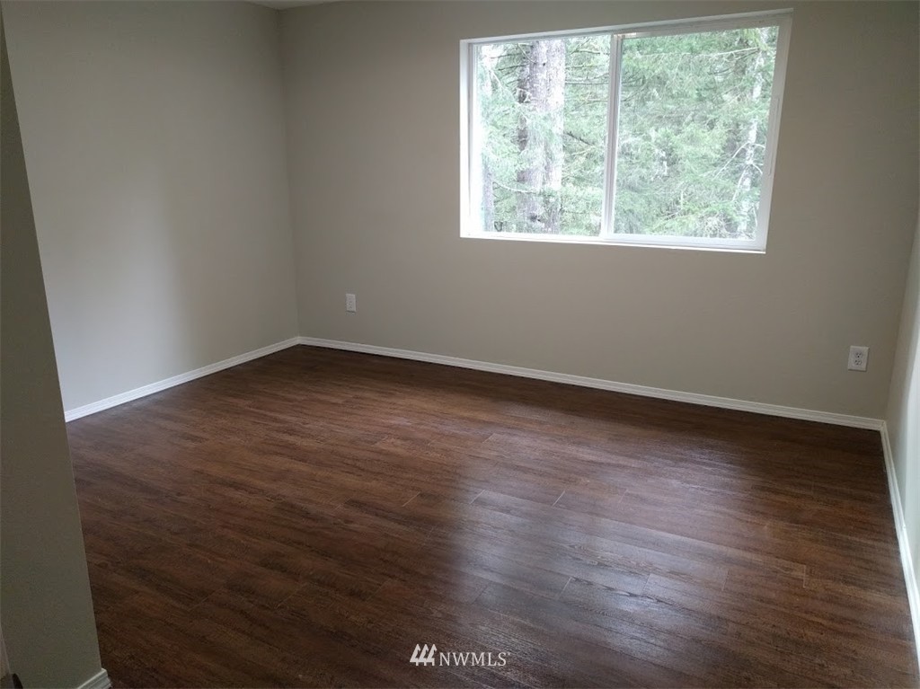 3578 Southwest Lake Helena Road Port Orchard, WA 98367 - Photo 21 of 25 Gallery Image 21